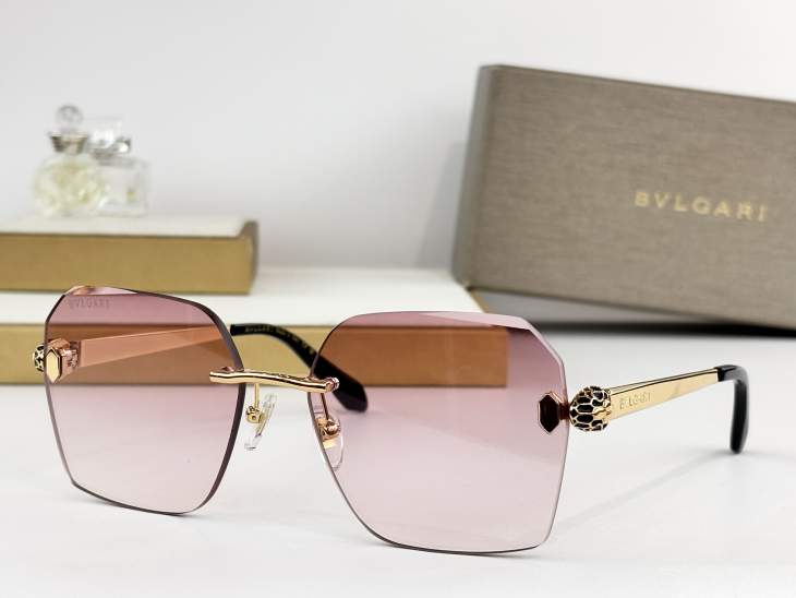 Picture of Bvlgari Sunglasses _SKUfw77096173fw